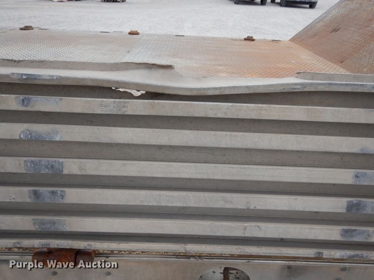 image for item GC9126 1997 Wilson 4860FTD drop deck equipment trailer