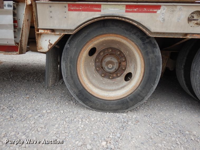 image for item GC9126 1997 Wilson 4860FTD drop deck equipment trailer