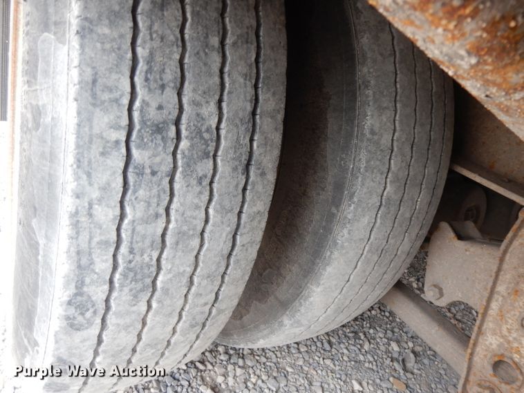 image for item GC9126 1997 Wilson 4860FTD drop deck equipment trailer