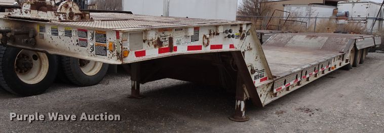 image for item GC9127 2000 Wilson 5370FTD Muv-All drop deck equipment trailer