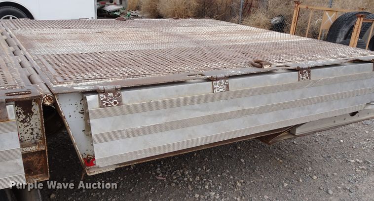 image for item GC9127 2000 Wilson 5370FTD Muv-All drop deck equipment trailer