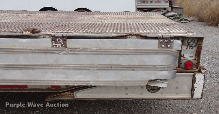 image for item GC9127 2000 Wilson 5370FTD Muv-All drop deck equipment trailer