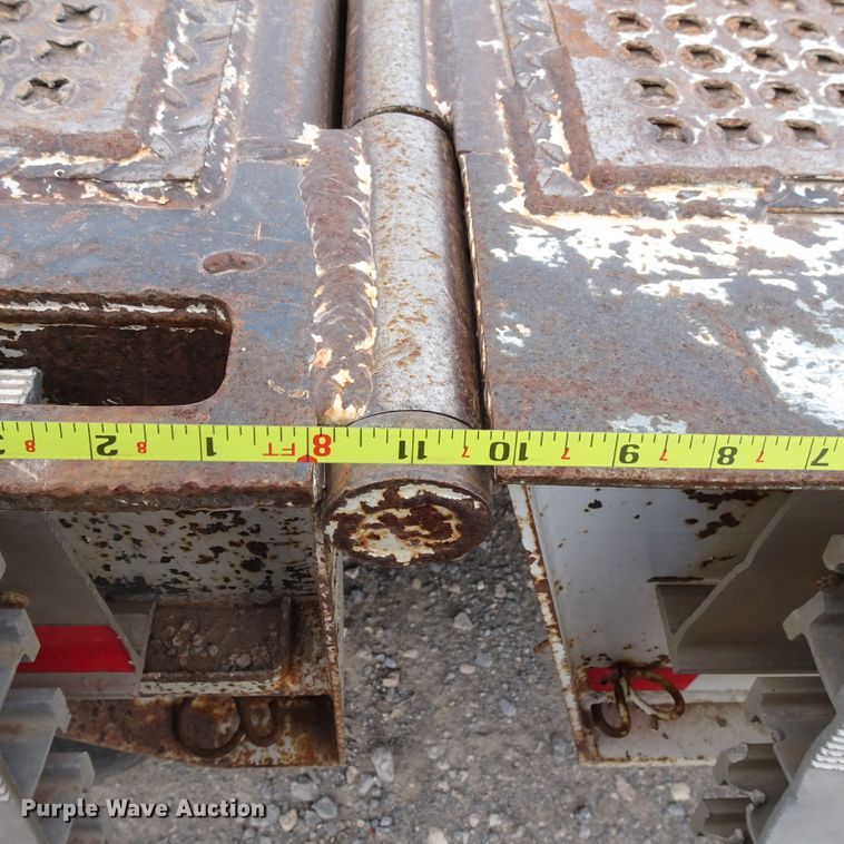 image for item GC9127 2000 Wilson 5370FTD Muv-All drop deck equipment trailer