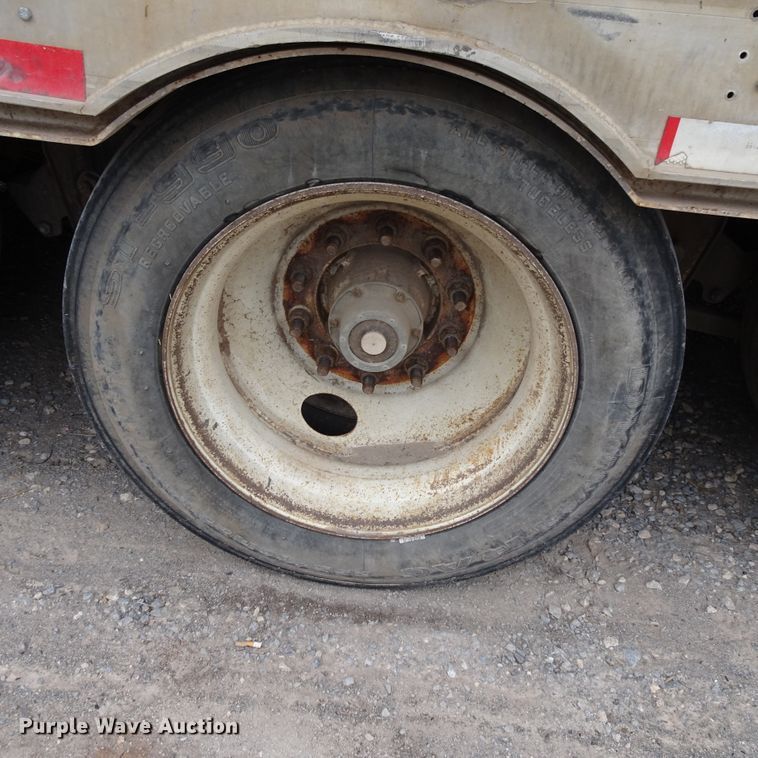 image for item GC9127 2000 Wilson 5370FTD Muv-All drop deck equipment trailer