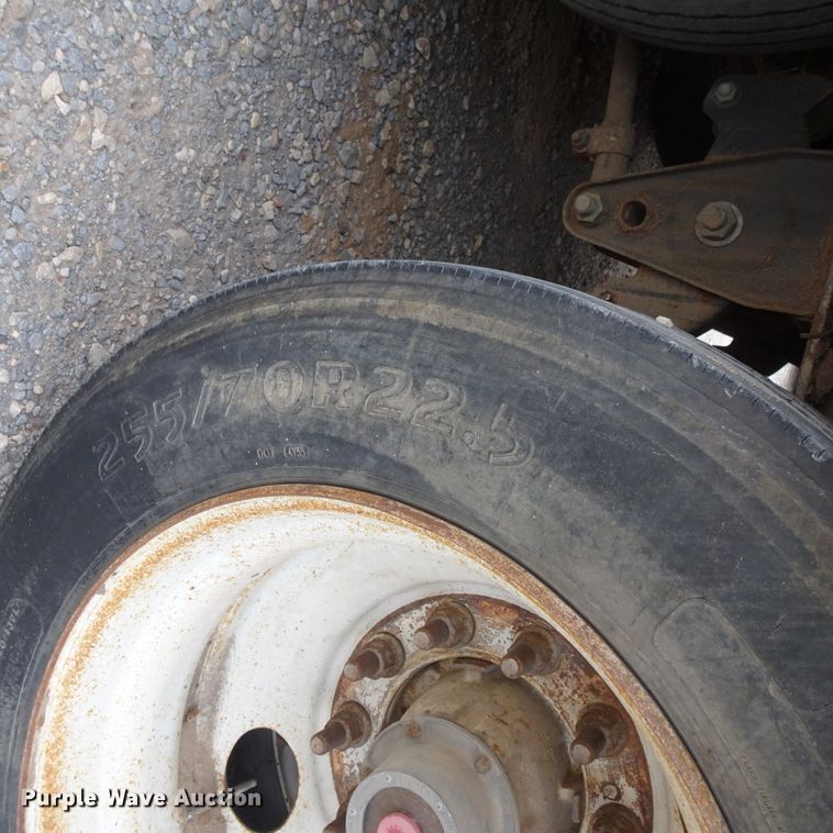 image for item GC9127 2000 Wilson 5370FTD Muv-All drop deck equipment trailer