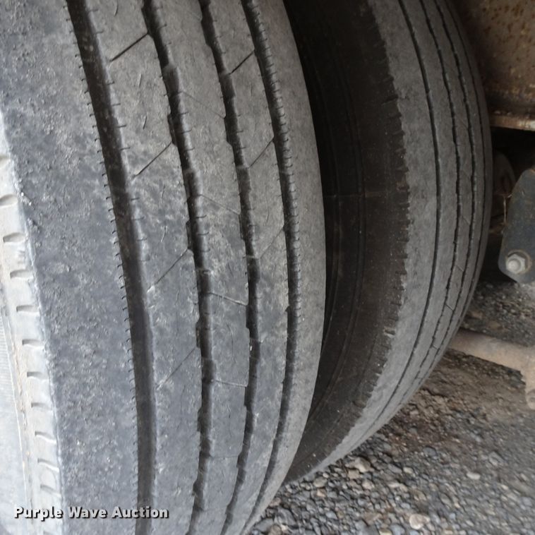 image for item GC9127 2000 Wilson 5370FTD Muv-All drop deck equipment trailer