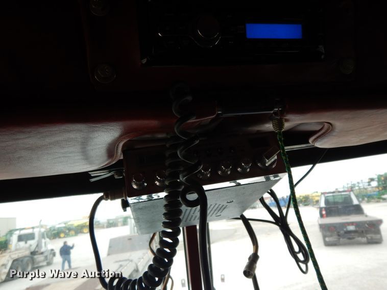 image for item GC9130 1985 Peterbilt 359 semi truck