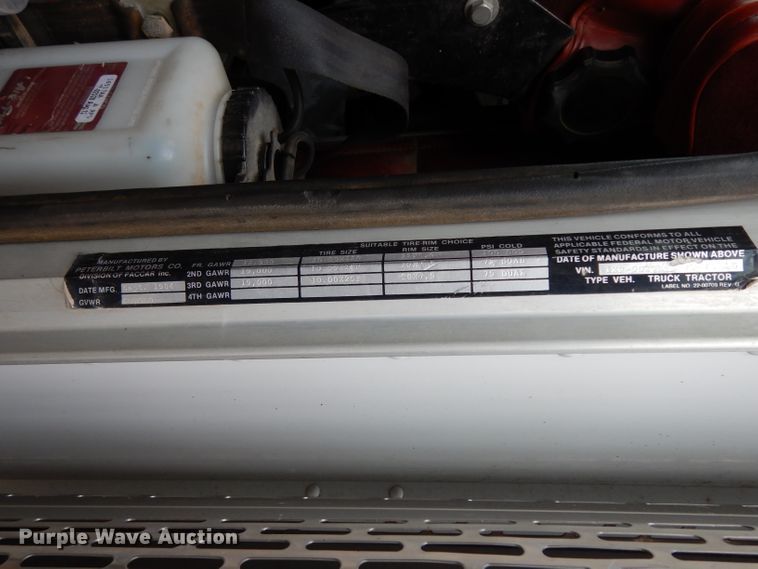 image for item GC9130 1985 Peterbilt 359 semi truck