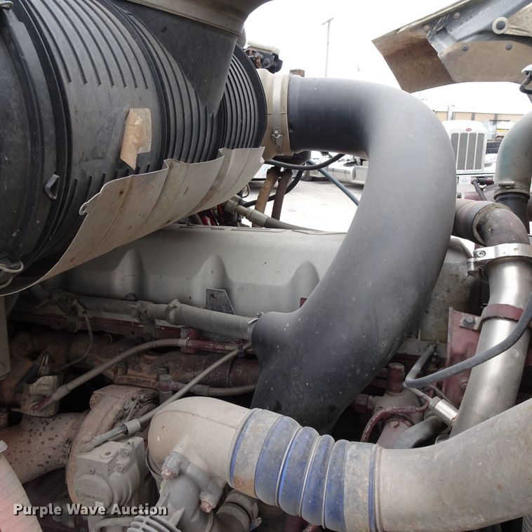 image for item GC9134 2008 Mack CH613 semi truck