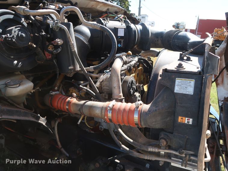 image for item GD9749 2009 Ford F750 Super Duty XL digger derrick truck