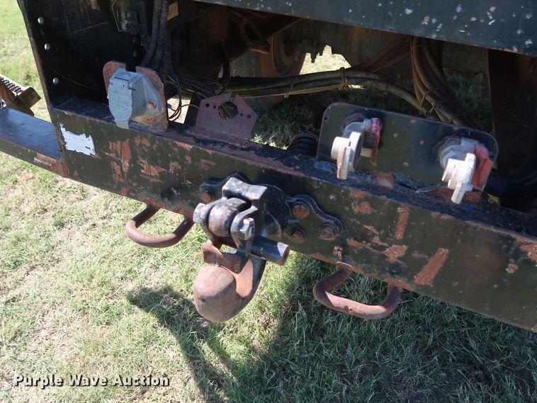 image for item GD9749 2009 Ford F750 Super Duty XL digger derrick truck