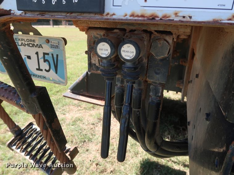 image for item GD9749 2009 Ford F750 Super Duty XL digger derrick truck