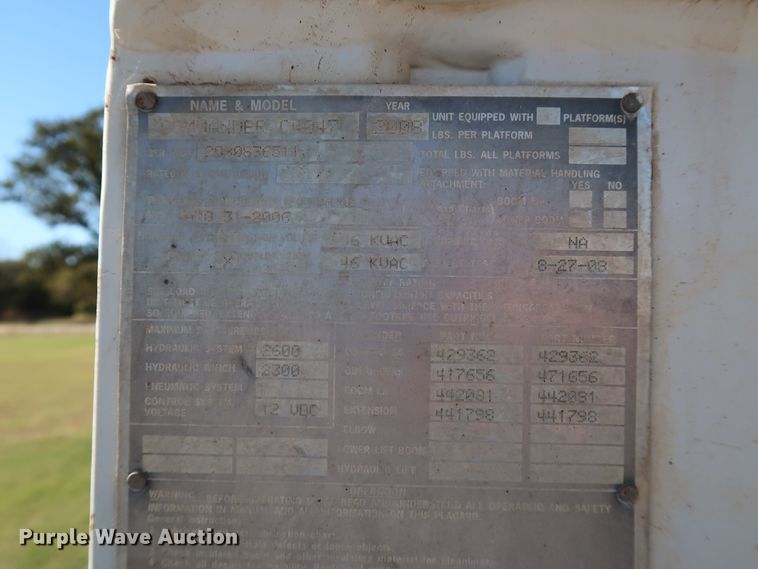 image for item GD9749 2009 Ford F750 Super Duty XL digger derrick truck