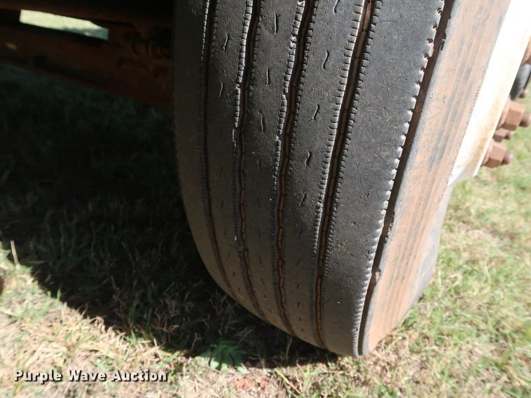 image for item GD9749 2009 Ford F750 Super Duty XL digger derrick truck