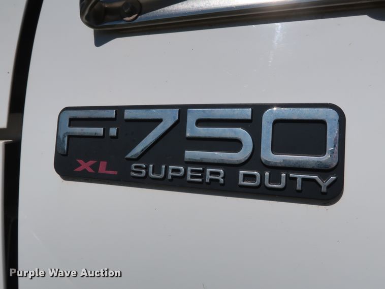 image for item GD9749 2009 Ford F750 Super Duty XL digger derrick truck