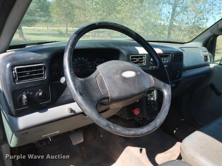 image for item GD9750 2009 Ford F750 Super Duty XL bucket truck