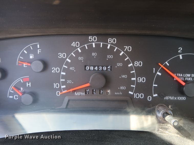 image for item GD9750 2009 Ford F750 Super Duty XL bucket truck