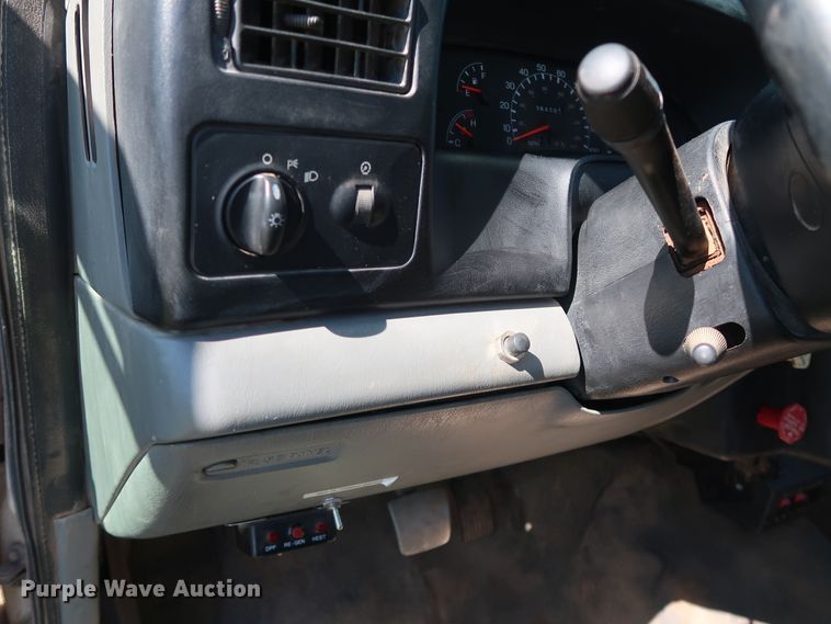 image for item GD9750 2009 Ford F750 Super Duty XL bucket truck