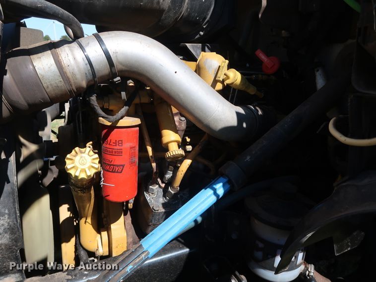 image for item GD9750 2009 Ford F750 Super Duty XL bucket truck