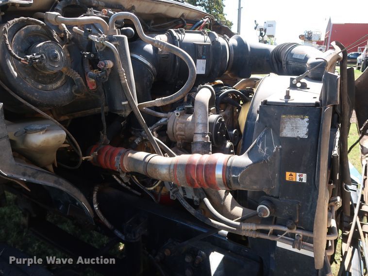 image for item GD9750 2009 Ford F750 Super Duty XL bucket truck