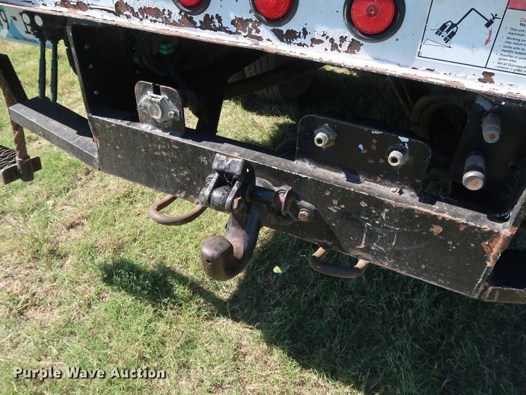 image for item GD9750 2009 Ford F750 Super Duty XL bucket truck