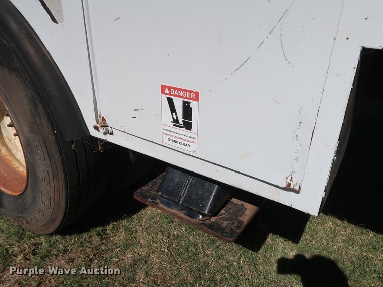 image for item GD9750 2009 Ford F750 Super Duty XL bucket truck