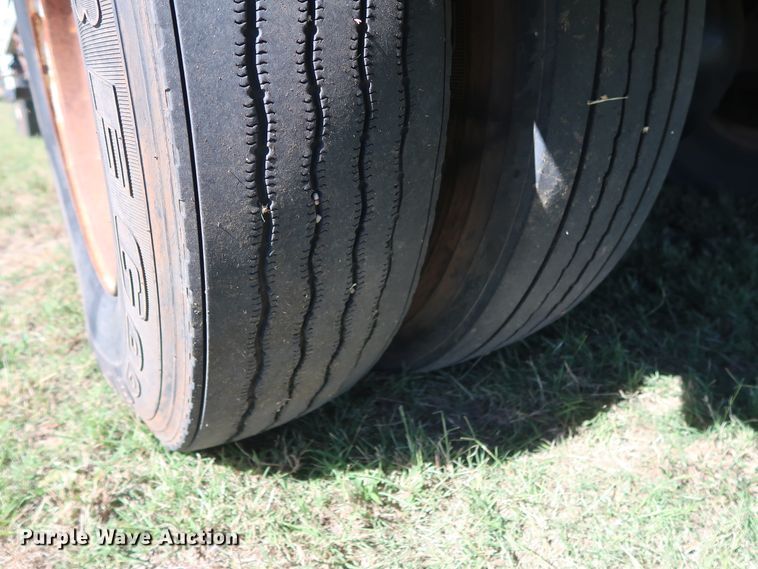 image for item GD9750 2009 Ford F750 Super Duty XL bucket truck