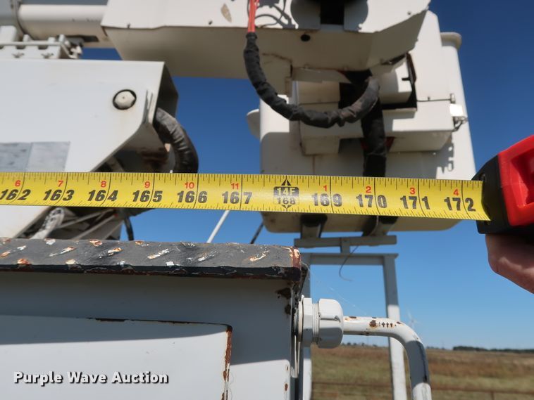 image for item GD9750 2009 Ford F750 Super Duty XL bucket truck