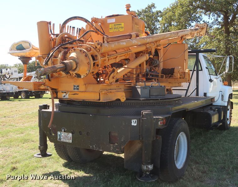 image for item GD9751 1992 GMC TopKick C5500 pressure digger truck