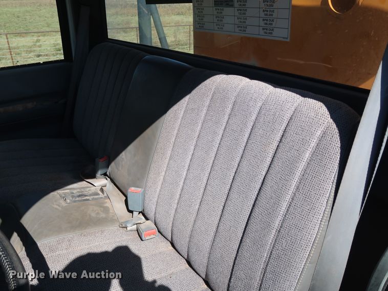 image for item GD9751 1992 GMC TopKick C5500 pressure digger truck