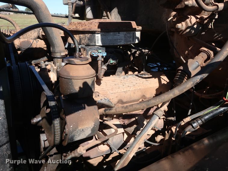 image for item GD9751 1992 GMC TopKick C5500 pressure digger truck