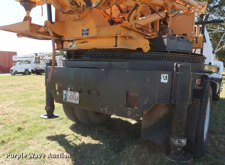 image for item GD9751 1992 GMC TopKick C5500 pressure digger truck