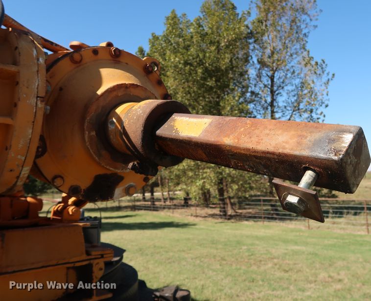 image for item GD9751 1992 GMC TopKick C5500 pressure digger truck