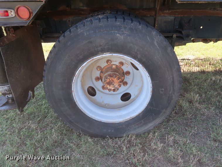 image for item GD9751 1992 GMC TopKick C5500 pressure digger truck