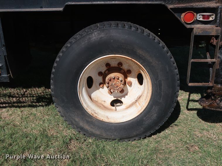 image for item GD9751 1992 GMC TopKick C5500 pressure digger truck