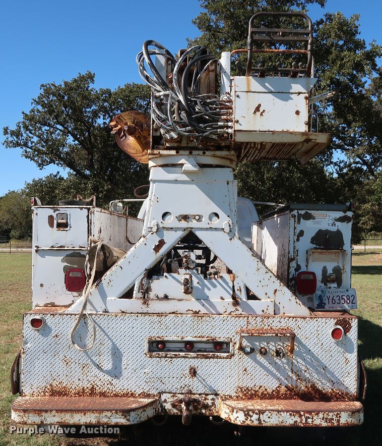 image for item GD9752 1987 Chevrolet Kodiak 70 digger derrick truck