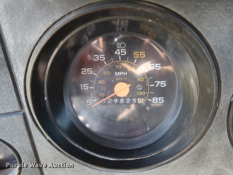 image for item GD9752 1987 Chevrolet Kodiak 70 digger derrick truck