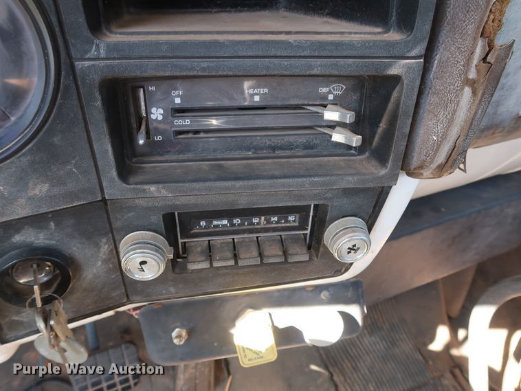 image for item GD9752 1987 Chevrolet Kodiak 70 digger derrick truck