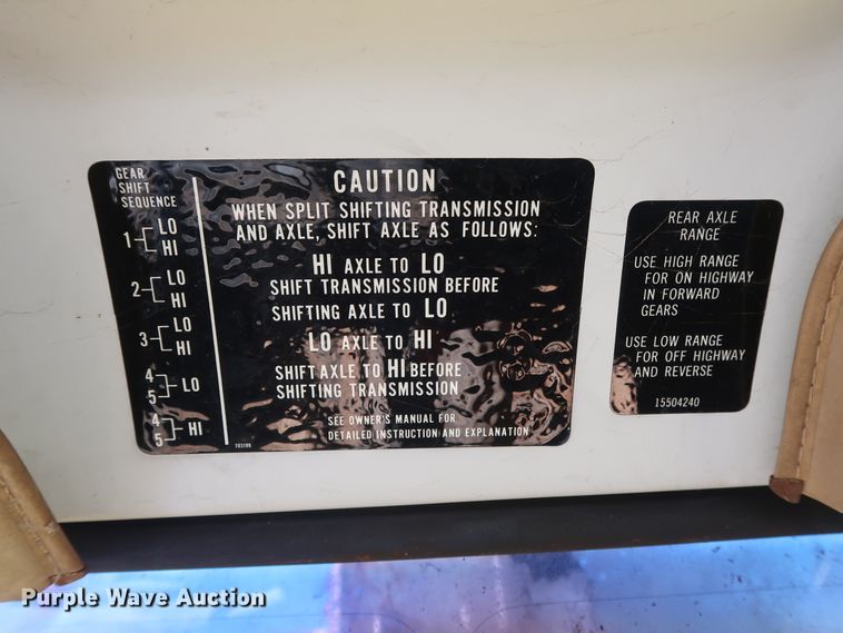 image for item GD9752 1987 Chevrolet Kodiak 70 digger derrick truck