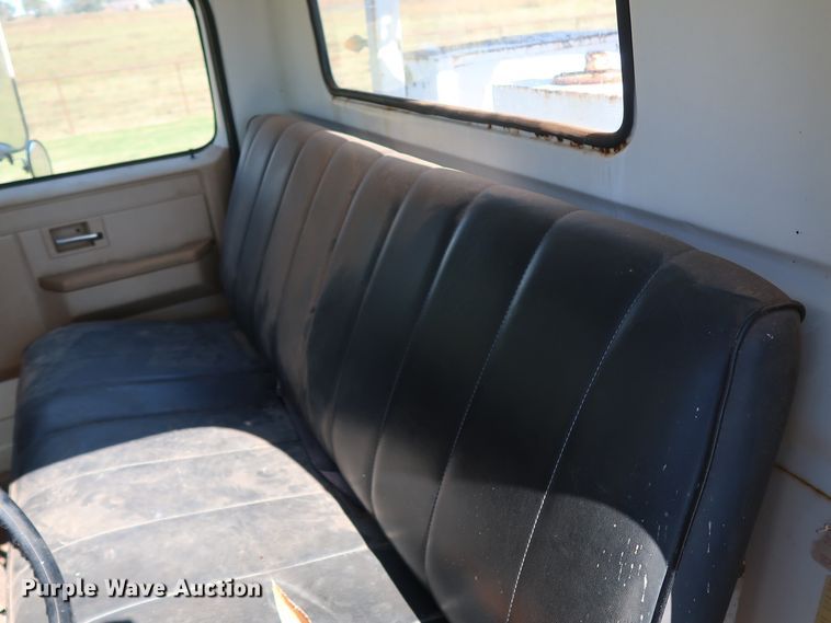 image for item GD9752 1987 Chevrolet Kodiak 70 digger derrick truck