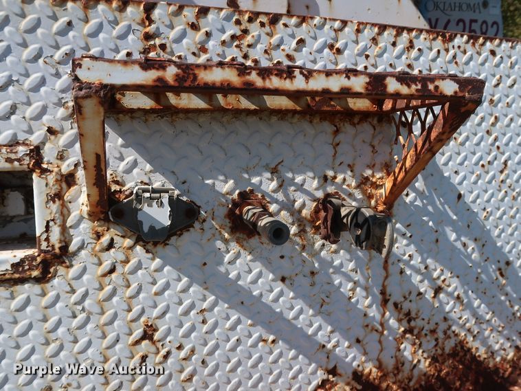 image for item GD9752 1987 Chevrolet Kodiak 70 digger derrick truck