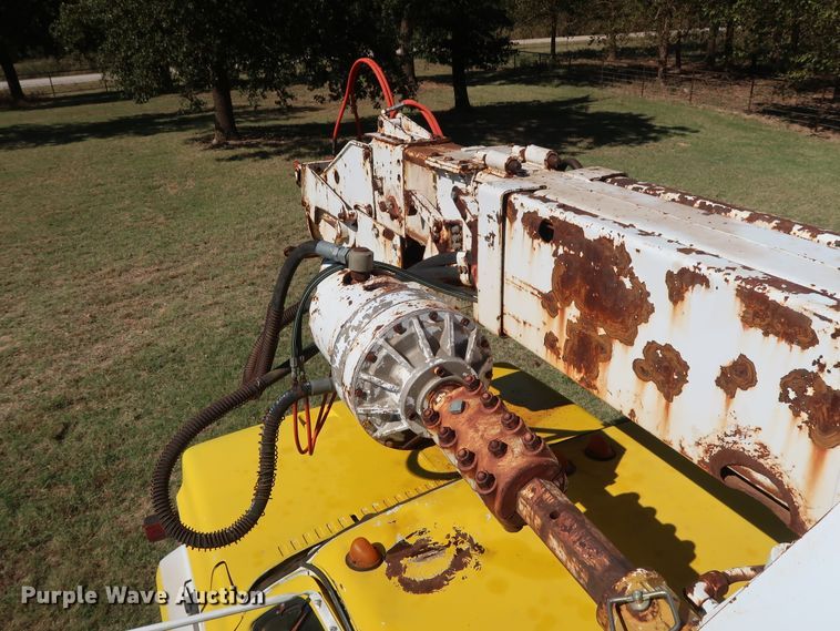 image for item GD9752 1987 Chevrolet Kodiak 70 digger derrick truck