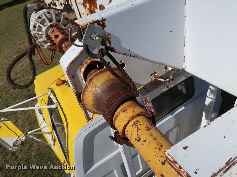 image for item GD9752 1987 Chevrolet Kodiak 70 digger derrick truck