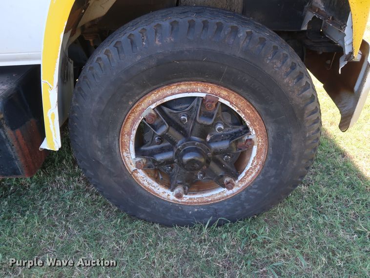 image for item GD9752 1987 Chevrolet Kodiak 70 digger derrick truck