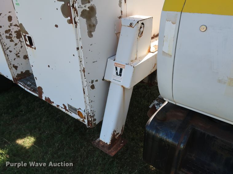 image for item GD9752 1987 Chevrolet Kodiak 70 digger derrick truck