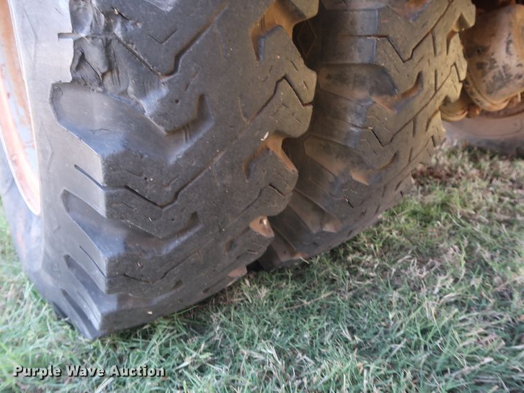 image for item GD9752 1987 Chevrolet Kodiak 70 digger derrick truck