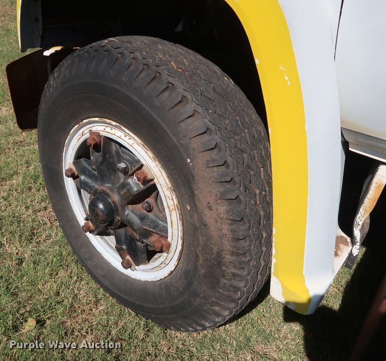 image for item GD9752 1987 Chevrolet Kodiak 70 digger derrick truck