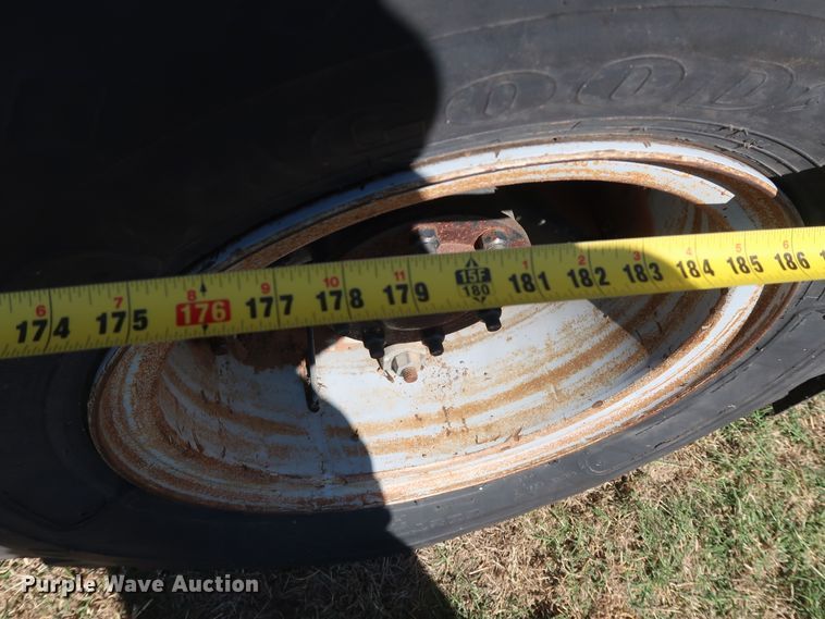 image for item GD9752 1987 Chevrolet Kodiak 70 digger derrick truck