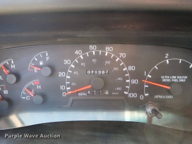 image for item GD9753 2009 Ford F750 Super Duty XL bucket truck