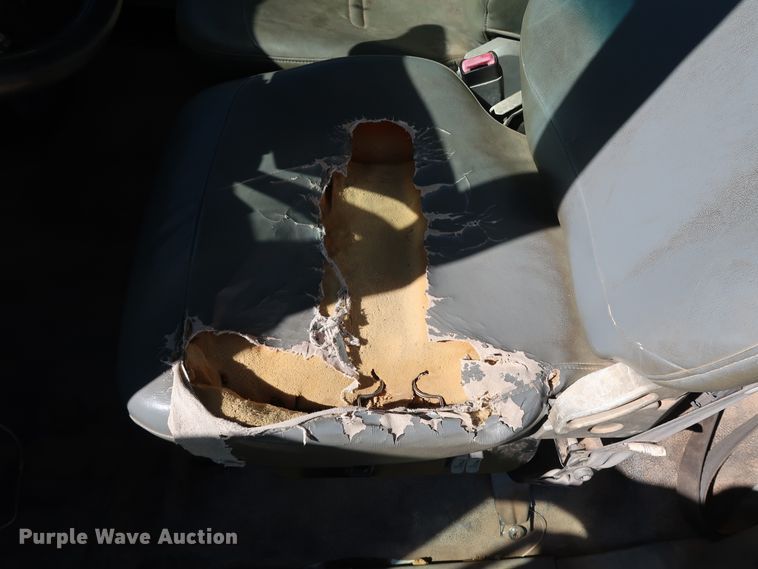 image for item GD9753 2009 Ford F750 Super Duty XL bucket truck